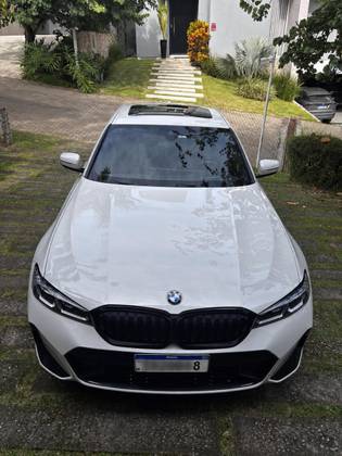 BMW 320i 2.0 16V TURBO FLEX M SPORT AUTOMÁTICO BMW 320i 2.0 16V TURBO FLEX M SPORT AUTOMÁTICO
